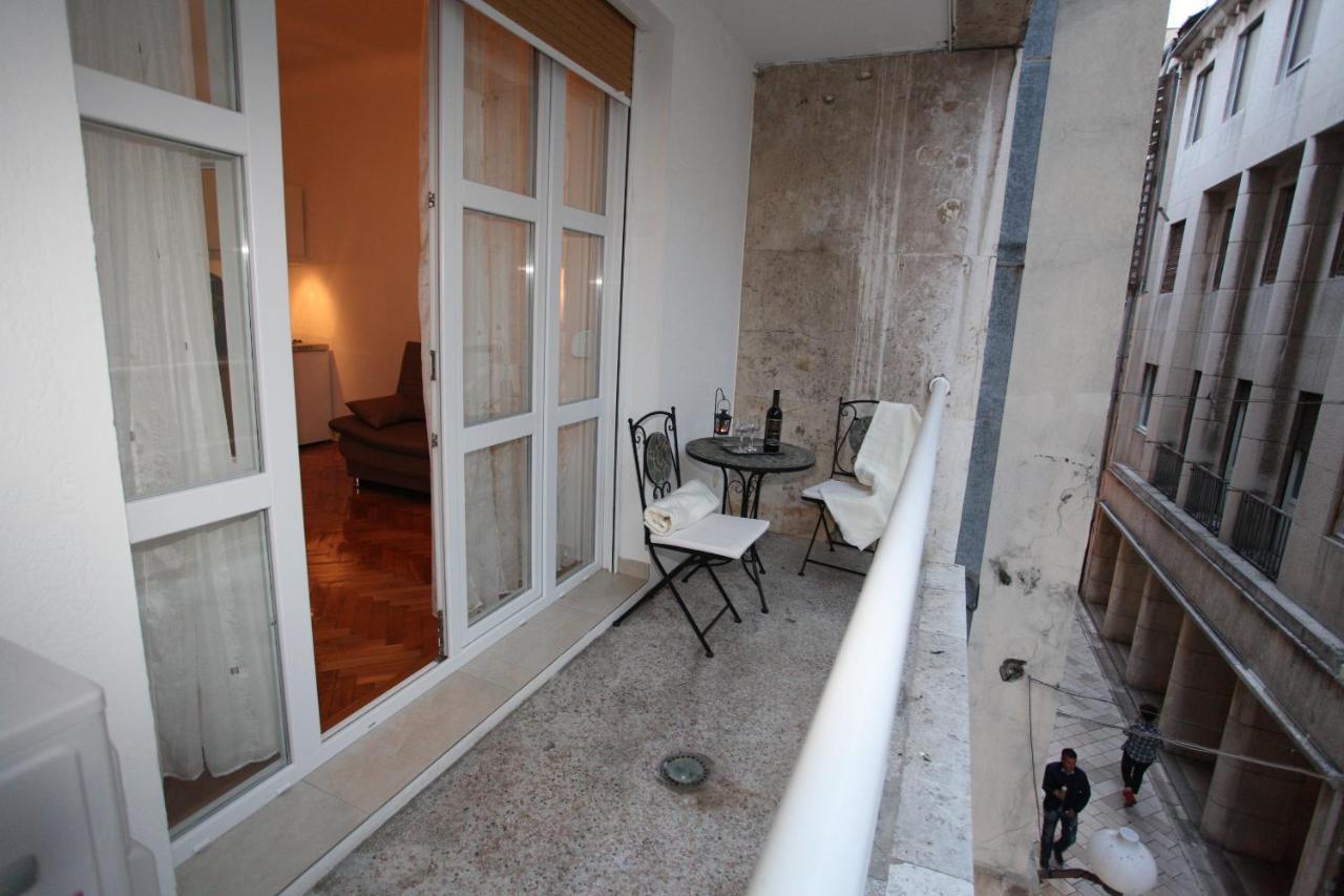 Vincent Apt. In Old Town Centre Zadar Rum bild